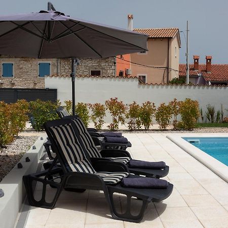 Holiday Home Volta Rakalj Ngoại thất bức ảnh